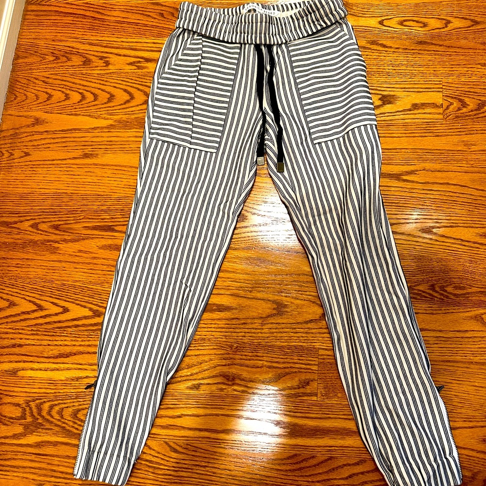 Veronica beard striped joggers